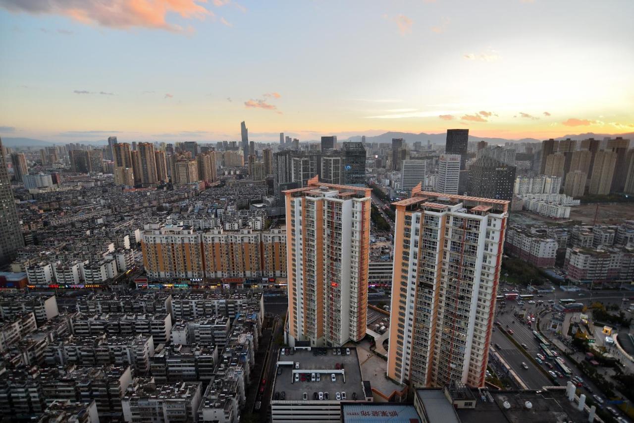 Kunming Hotel High Sky View Apartment المظهر الخارجي الصورة